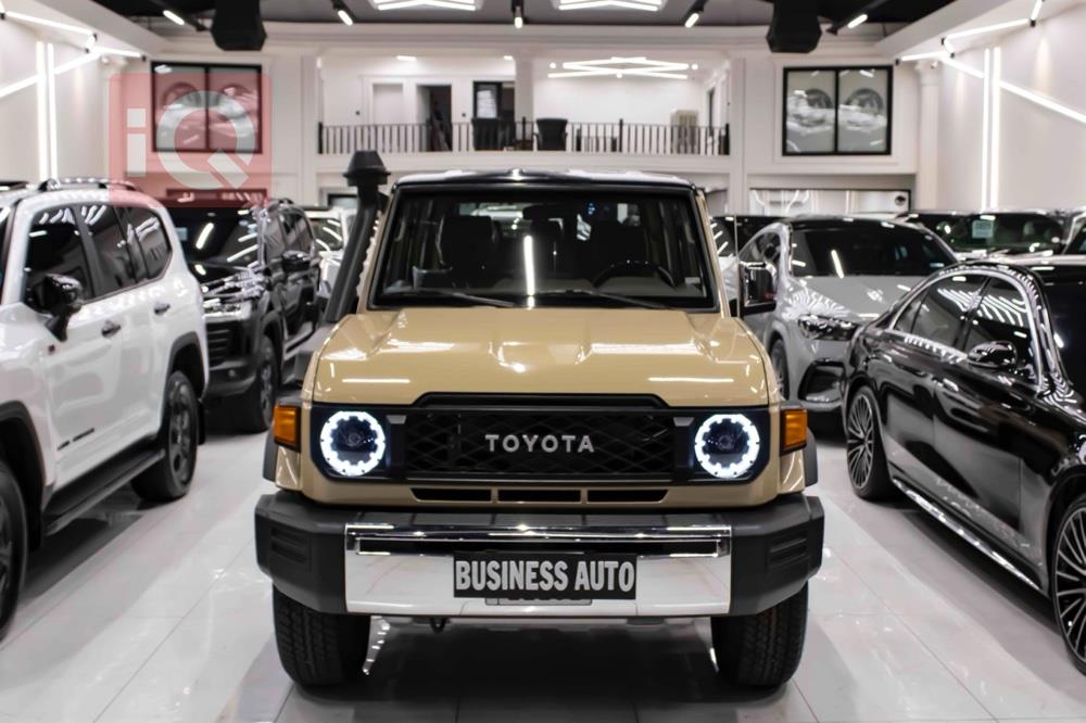 Toyota Land Cruiser 70